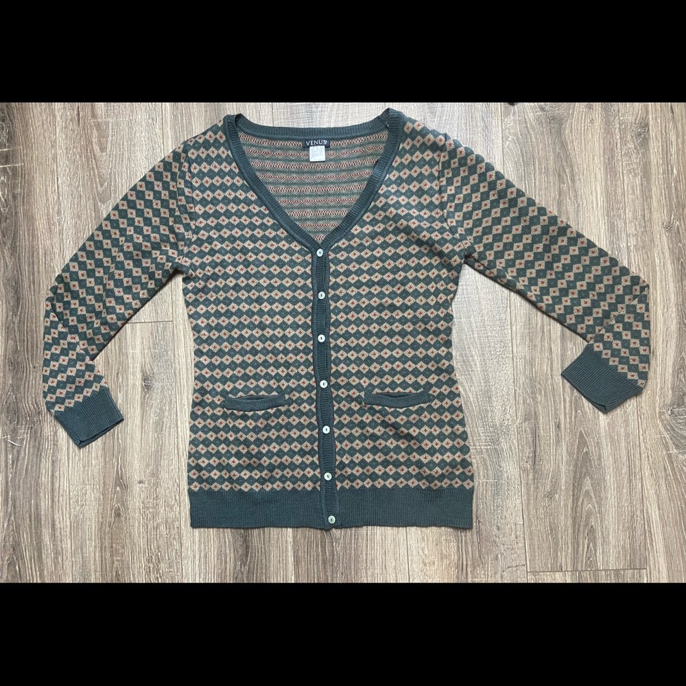 Venus button up cardigan size medium